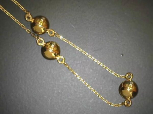 BALL BRACELET